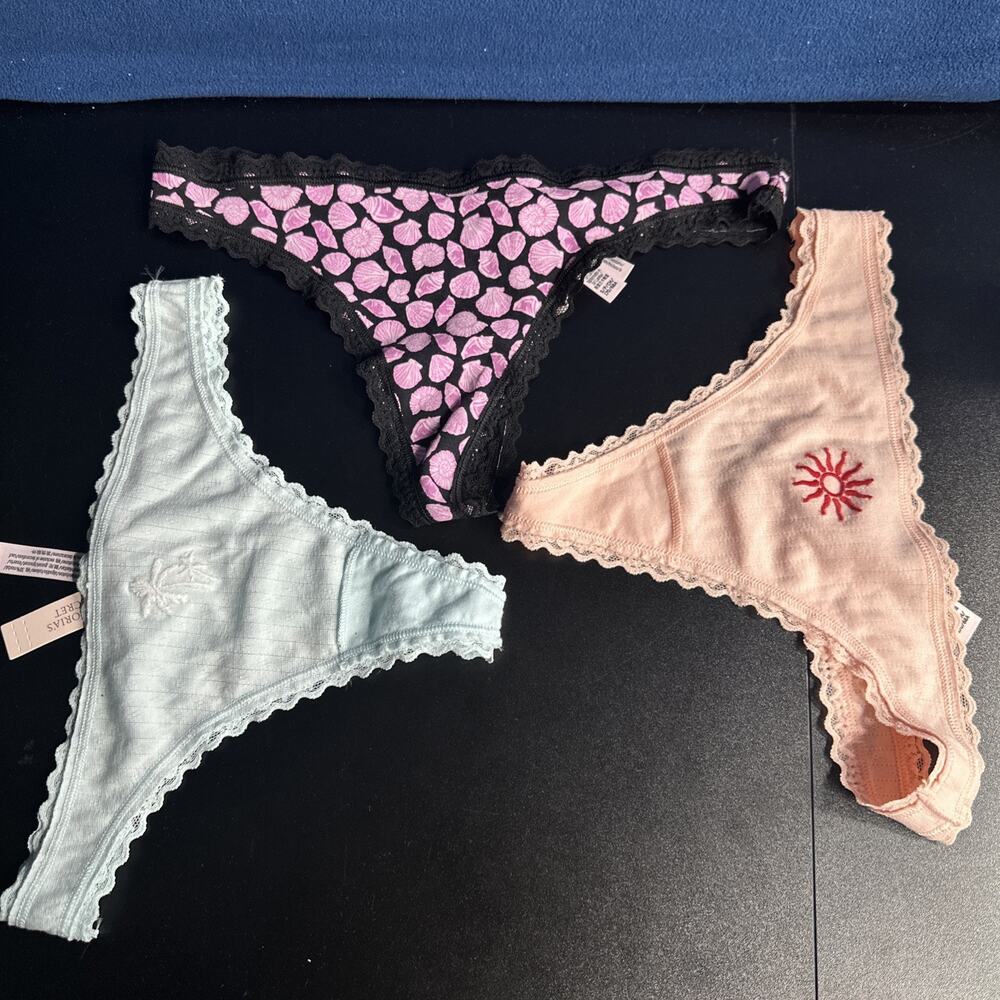 Victoria’s Secret Lot Of 3 Panties Multi Color Thong Size Small